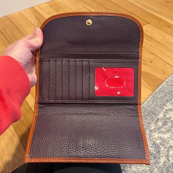 Dooney & Bourke Pebble Continental Leather Contrast Trim Wallet in Brown Tmoro - Picture 5 of 9